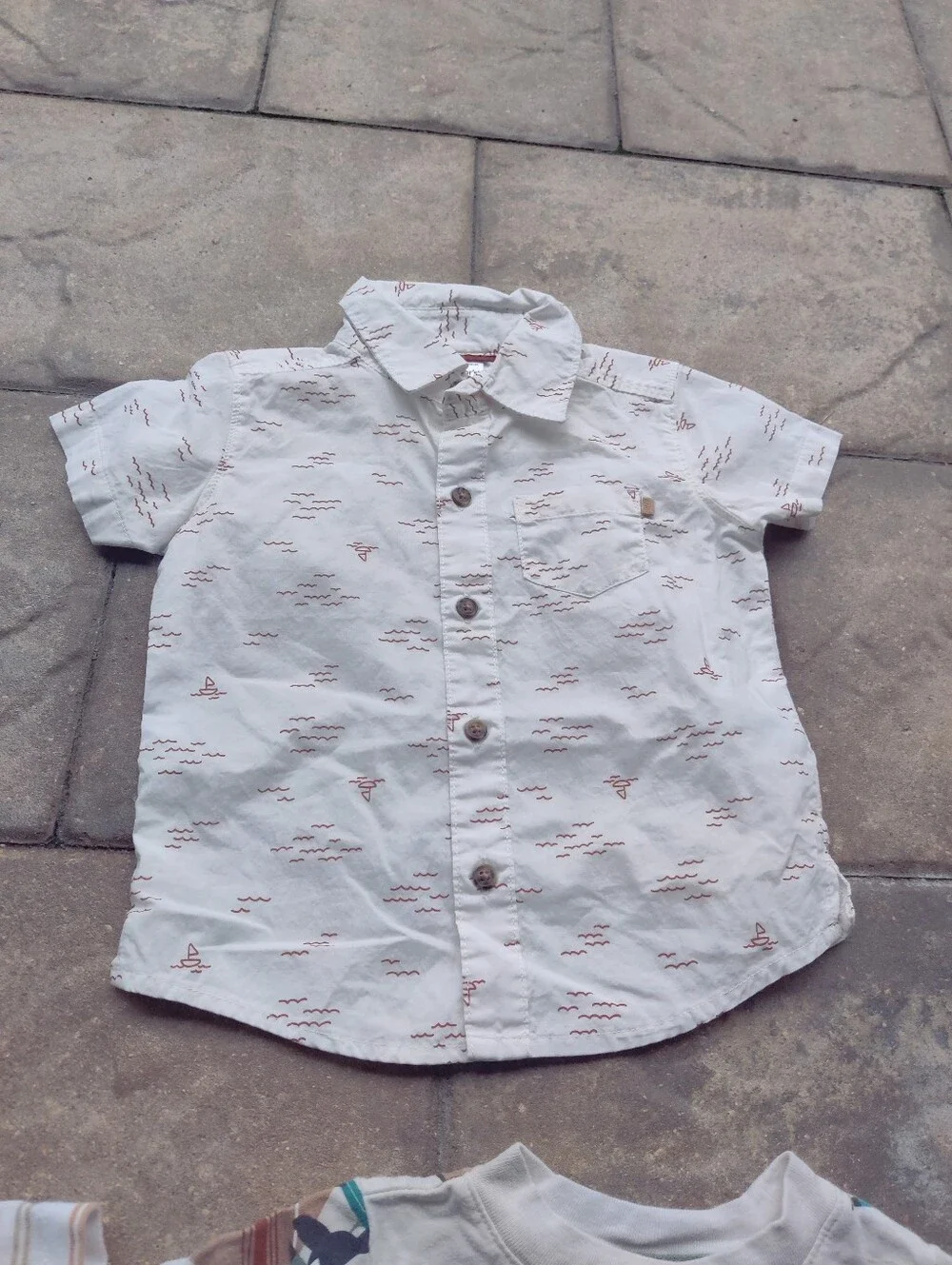 Carter's Mixed Short Sleeve Tee & Short Set in White, Green, Rust 18 Months